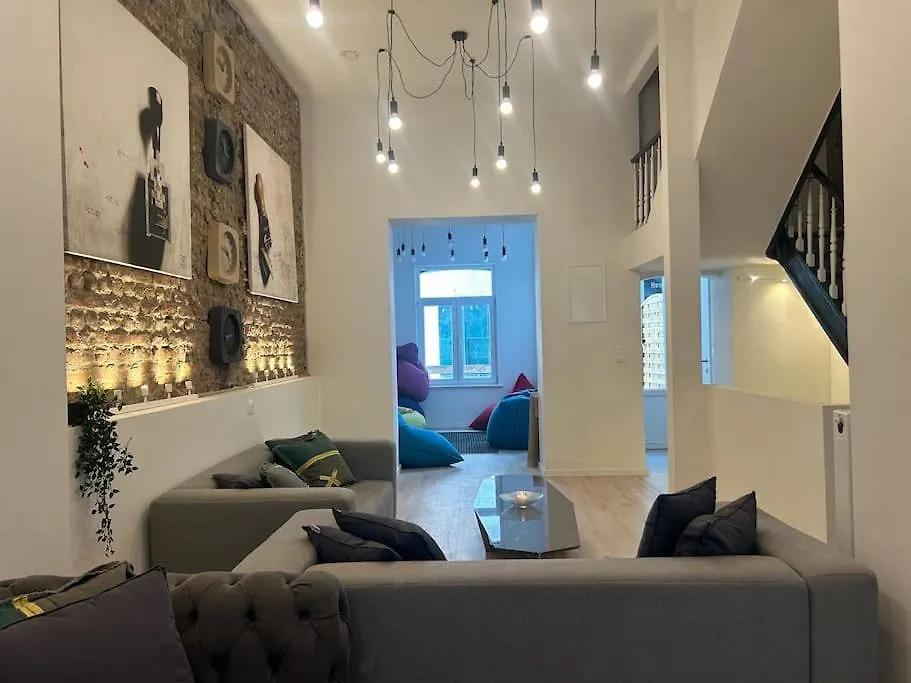 Exceptional 600 M2 Spacious 12Bd 12Ba Villa Brussels